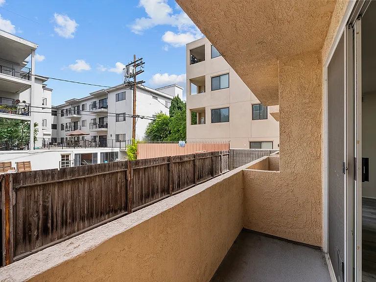 Livingroom Balcony