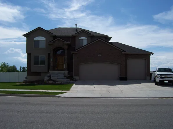 1407 N 3455 W, Clinton, UT 84015