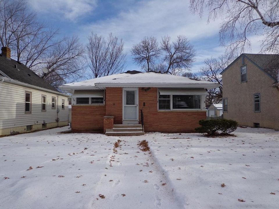 1st image of 4252 Oliver Ave N