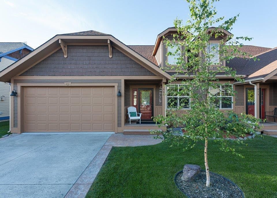 1st image of 667 Copperwood Ct