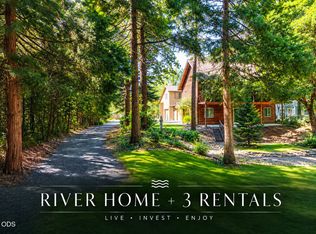 223 Indian Creek Ln, Shady Cove, OR 97539