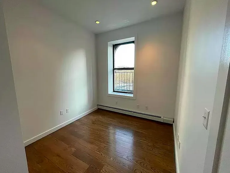 301 W 111th St #5B — Photo 6