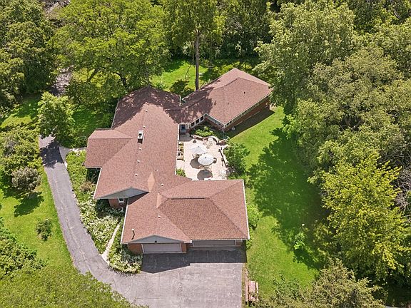 3rd image of 40W109 Wildwood Dr