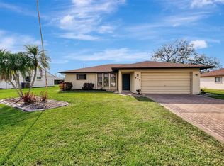 447 Pineview Dr, Venice, FL 34293