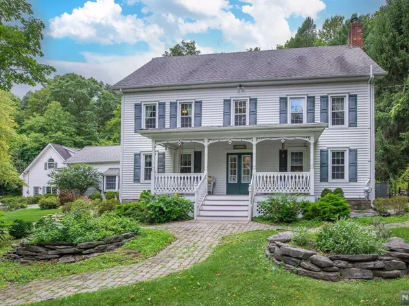 1687 County Rd 565, Sussex, NJ 07461