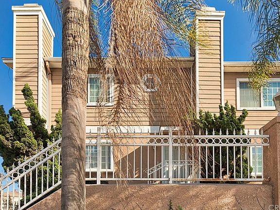 2nd image of 10230 Crenshaw Blvd APT 1