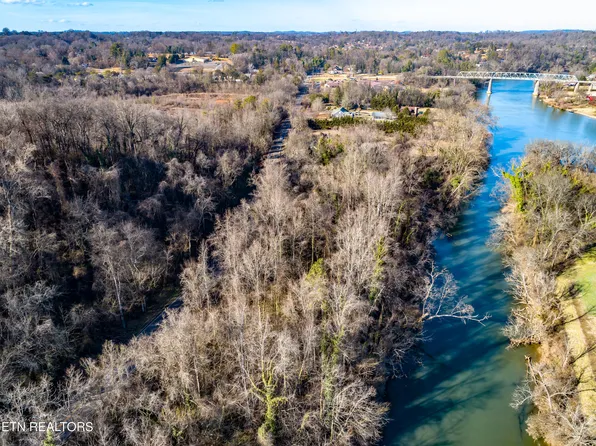 3706-3708 S Holston Hills Rd, Knoxville, TN 37914