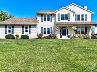 625 Woodland Cir, Waterford, WI 53185