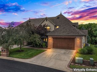 115 Grand Summit Point UNIT 2, Branson, MO 65616