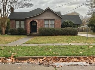 611 E 3rd St, Cleveland, MS 38756