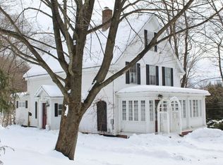 35 Cherry Hill St, Springfield, VT 05156