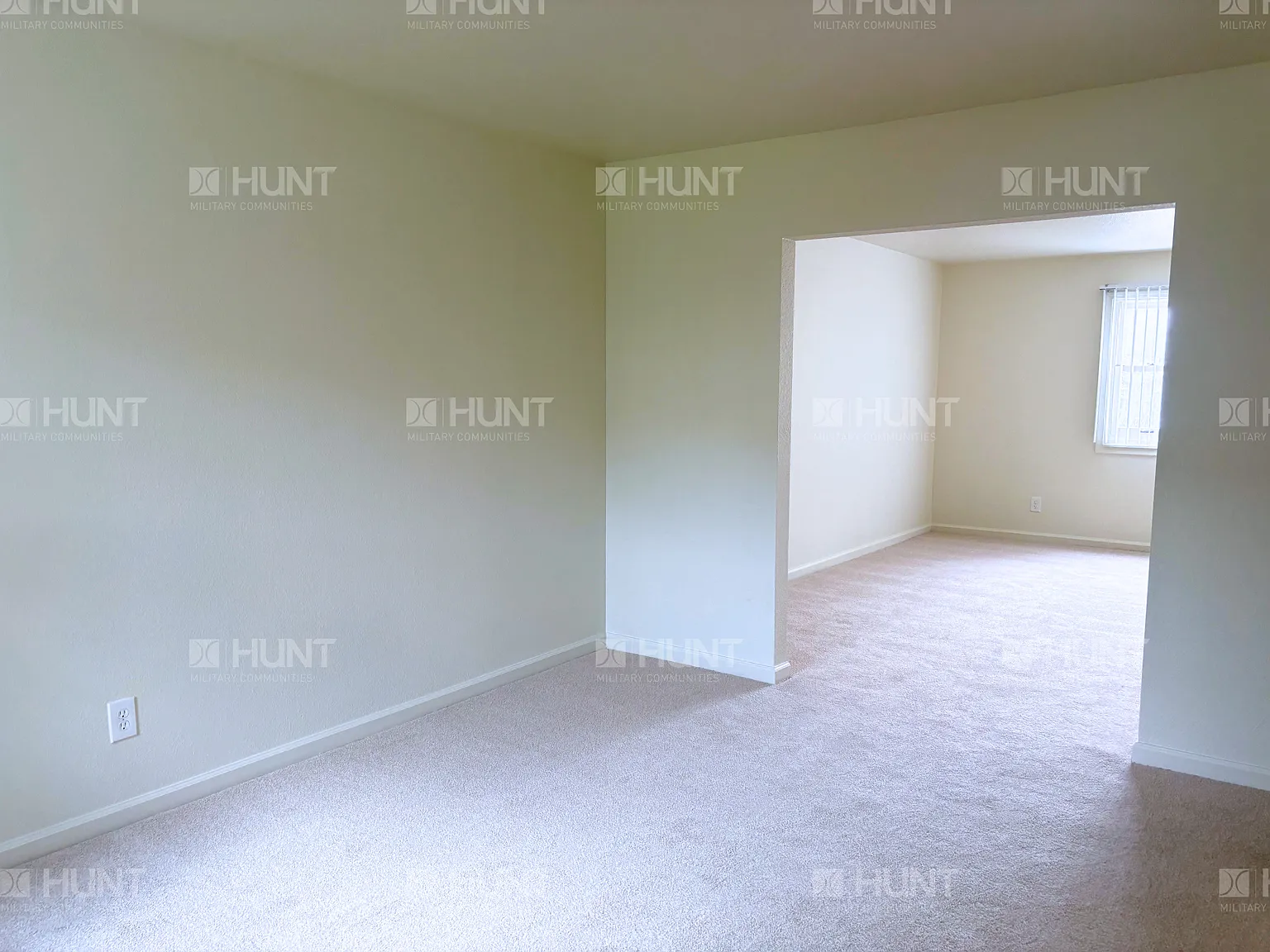 3 bed, 2.5 bath, 1621 sqft, $1,850 — Photo 3