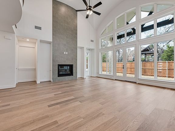 7th image of this home