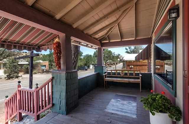 2nd image of 2345 Akalakala St