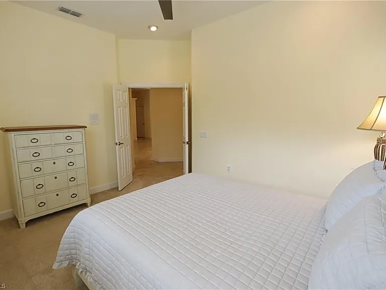 9616 Cypress Hammock Cir #201 — Photo 30