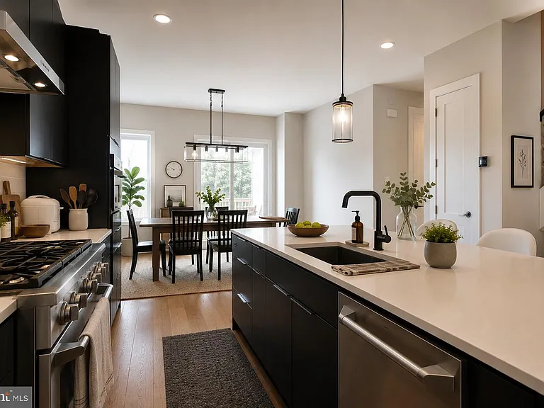 2815 Eisenhower Ave — Photo 13