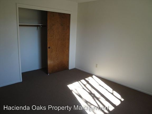 5th image of 211 Lolita Ln APT 15