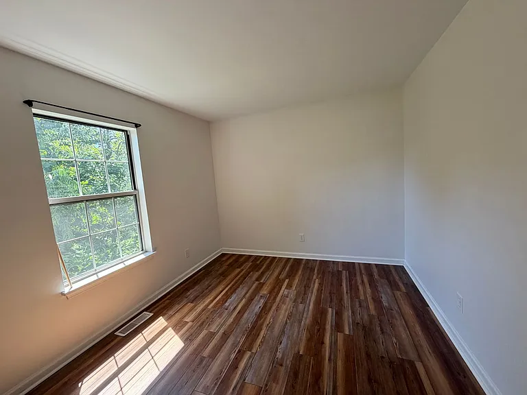 106 Westwood Cir — Photo 20