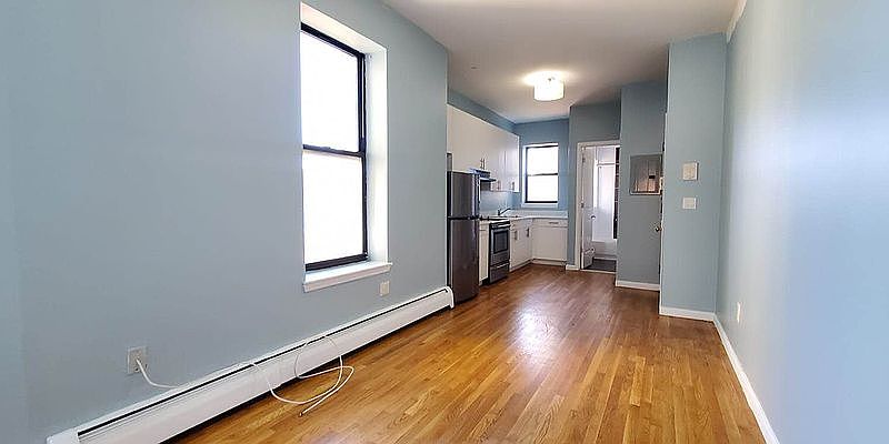 2nd image of 147 Bruckner Blvd #5AA