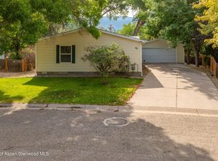 70 Queen City Cir, Parachute, CO 81635