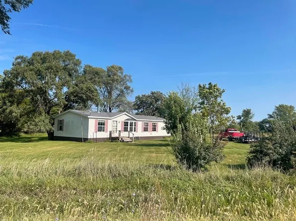 2431 Kendall St, Osceola, IA 50213