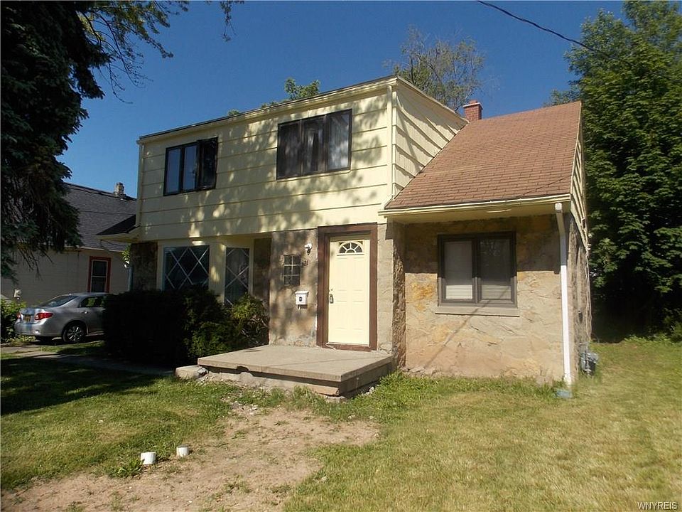 1st image of 221 Springville Ave