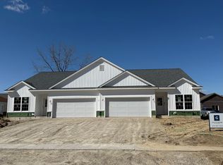 1161 Shadow Ln, Toledo, OH 43615