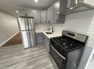 906 Alcyon Dr, Bellmawr, NJ 08031