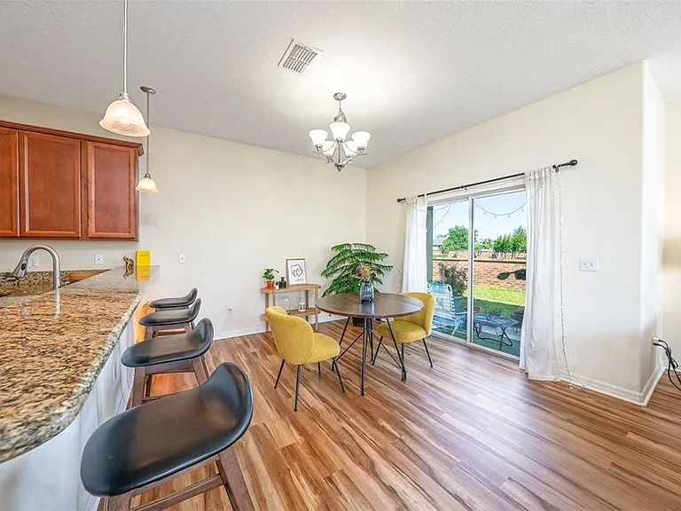 3272 Rodrick Cir — Photo 7