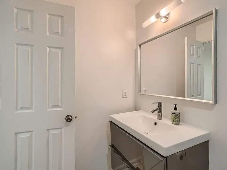 4438 Glengary Dr NE — Photo 15