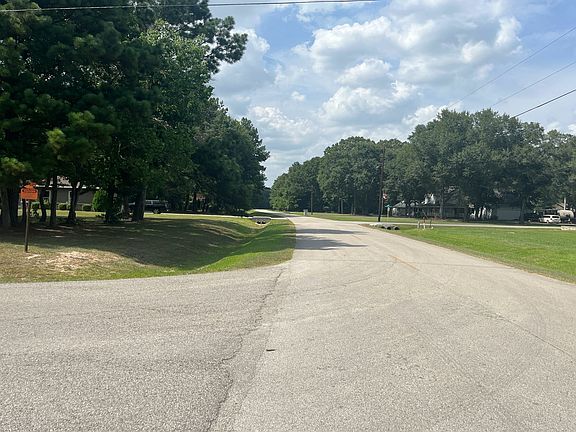 4th image of 23947 Wild Forest Dr