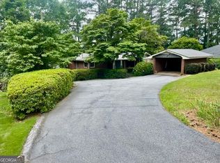 297 Tahoe Dr, Hartwell, GA 30643