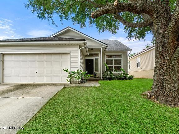 4th image of 12027 HARBOUR COVE Drive S