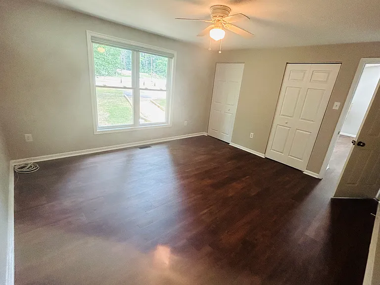525 Clubhouse Dr — Photo 17
