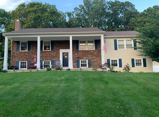 20 Crosswicks Rd, Freehold, NJ 07728