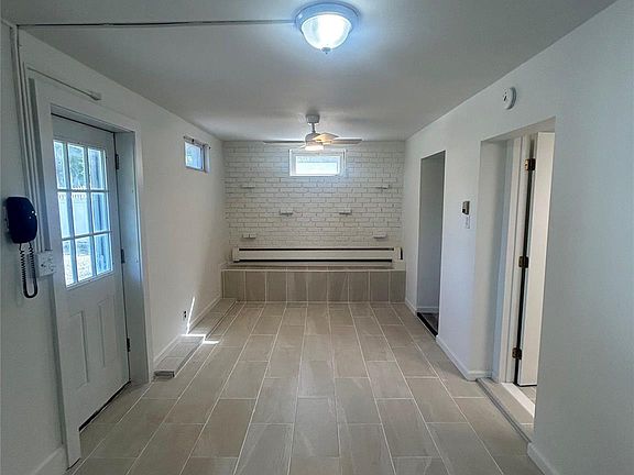 3rd image of 34 Bedford Ave