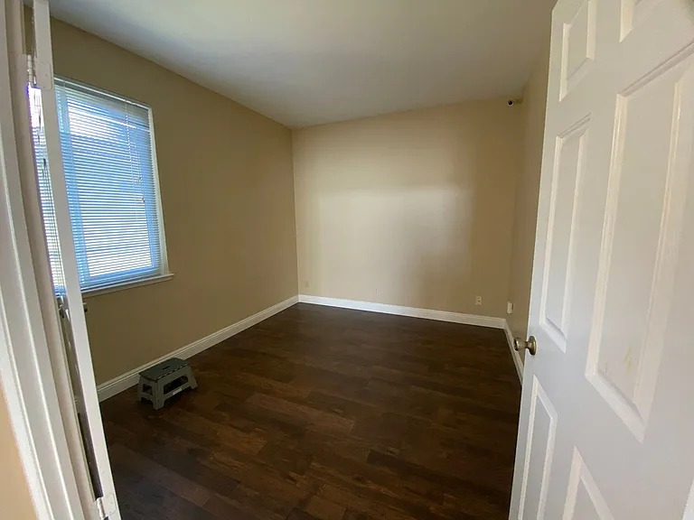 229 Potrero St — Photo 40