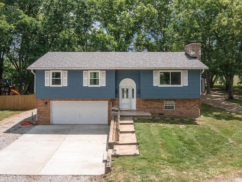 1st image of 4936 Schmidt Ln