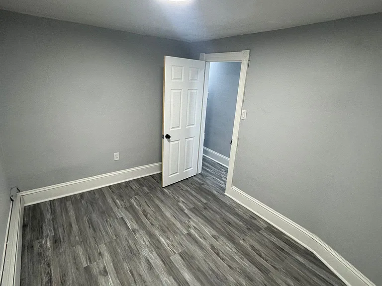 834 Ridge St — Photo 7
