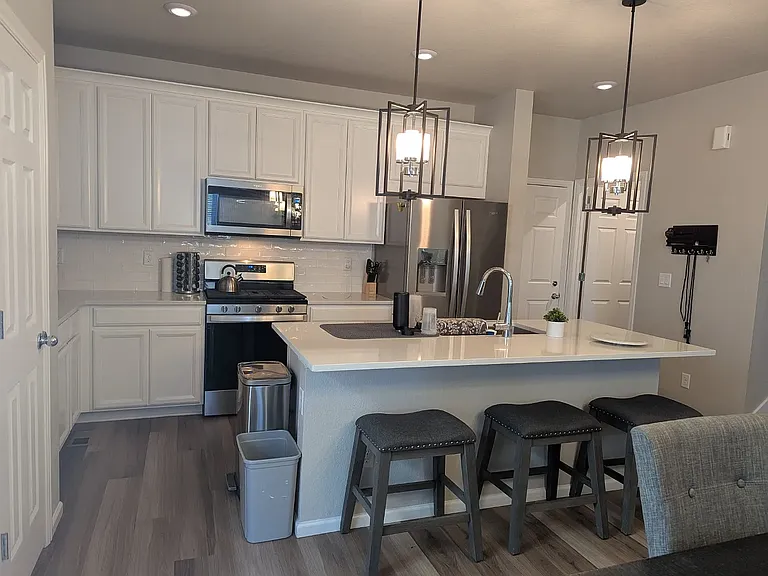 387 Courtfield Way — Photo 24