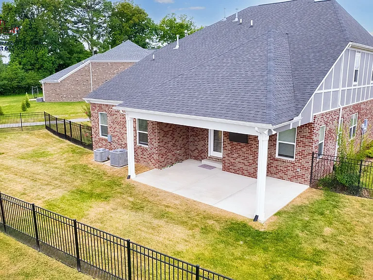 4302 Peacemill Ln — Photo 35