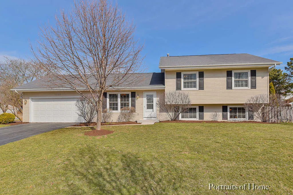1329 Wilshire Dr photo 1