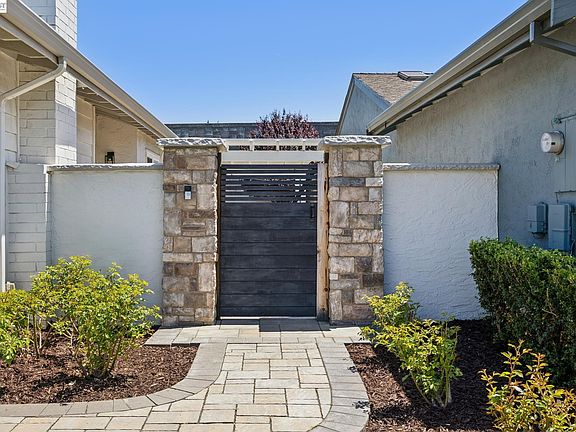 5th image of 4443 Macbeth Cir