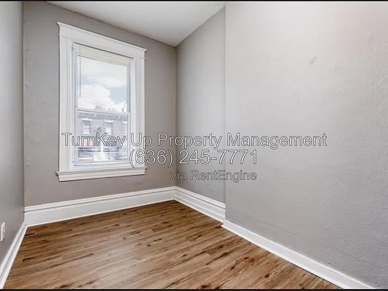 4005 S Grand Blvd — Photo 13