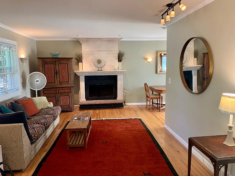 3600 Buckeye Ct — Photo 2