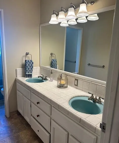 Second bathroom