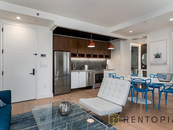 5th image of 824 Lexington Ave #3D