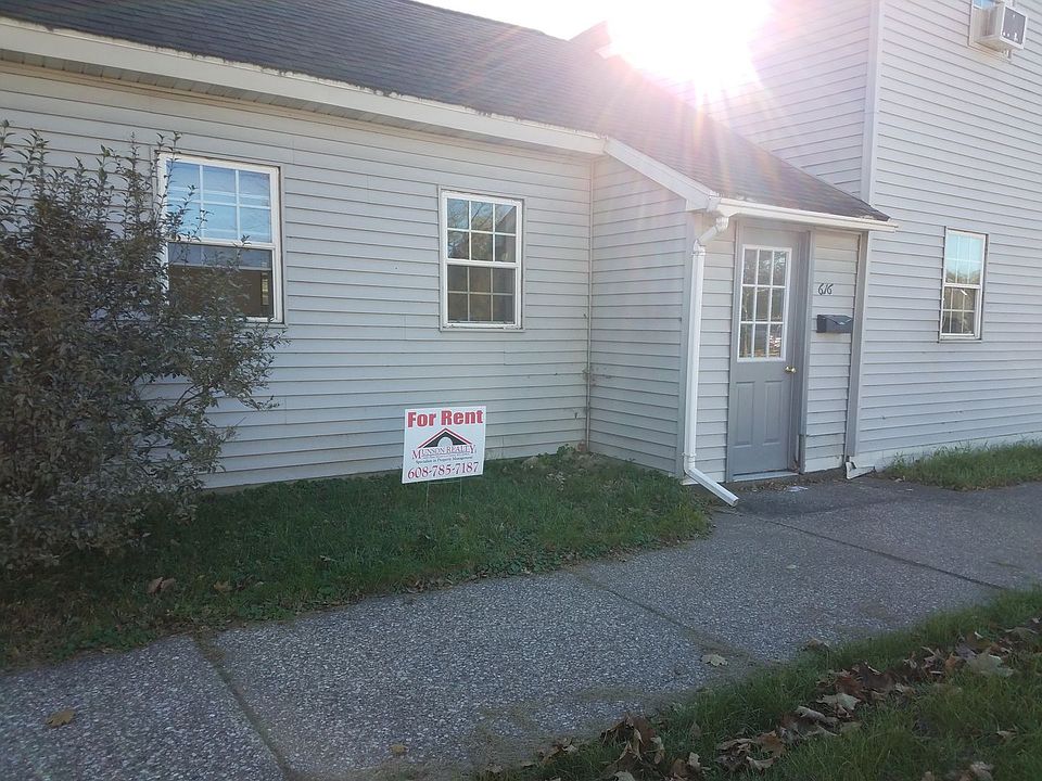 2nd image of 616 Saint James St