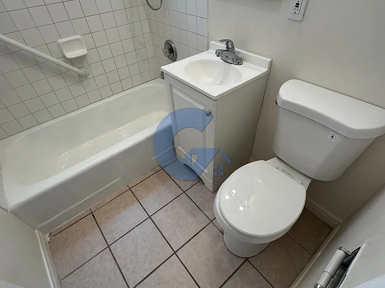 4449 Ocean Blvd #8 — Photo 9