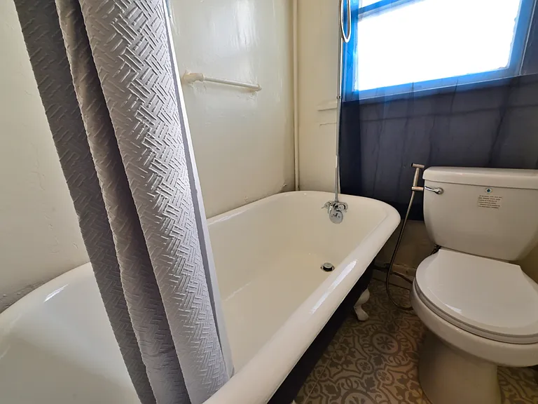 48 Navy St #16 — Photo 21